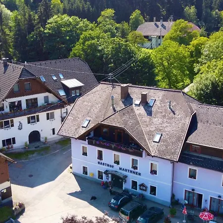 Urlaub In Kaernten - Haus Gostenig Apartman *
